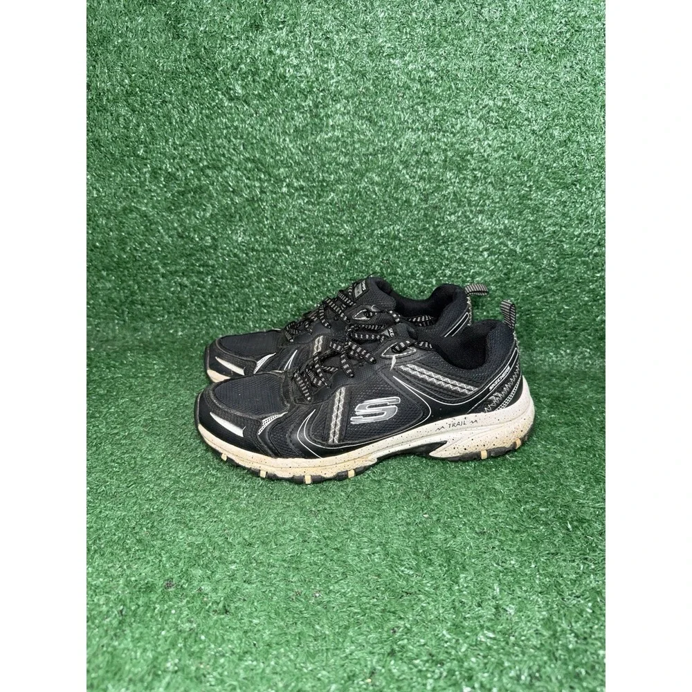 Skechers Hillcrest Vast Adventure Shoes Women Size 7.5 Black White Lace Up Trail